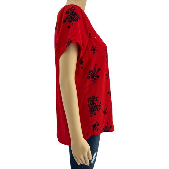 Tempted MEDIUM Red Floral Zipper V Neck Short Sleeve High Low Hem Blouse Top - Picture 3 of 7